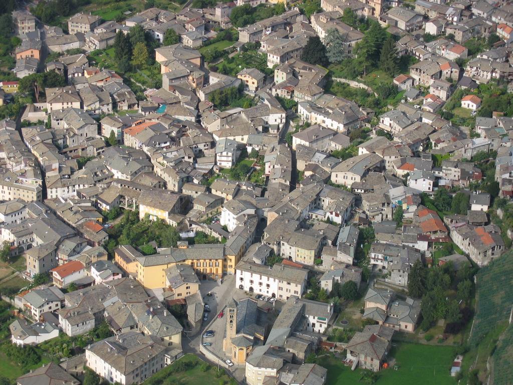 Il Granaio Di Palazzo Guicciardi Daire San Bernardo  Oda fotoğraf